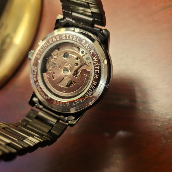 Brand New Men's Black Automatic Watch - Picture 4 of 4